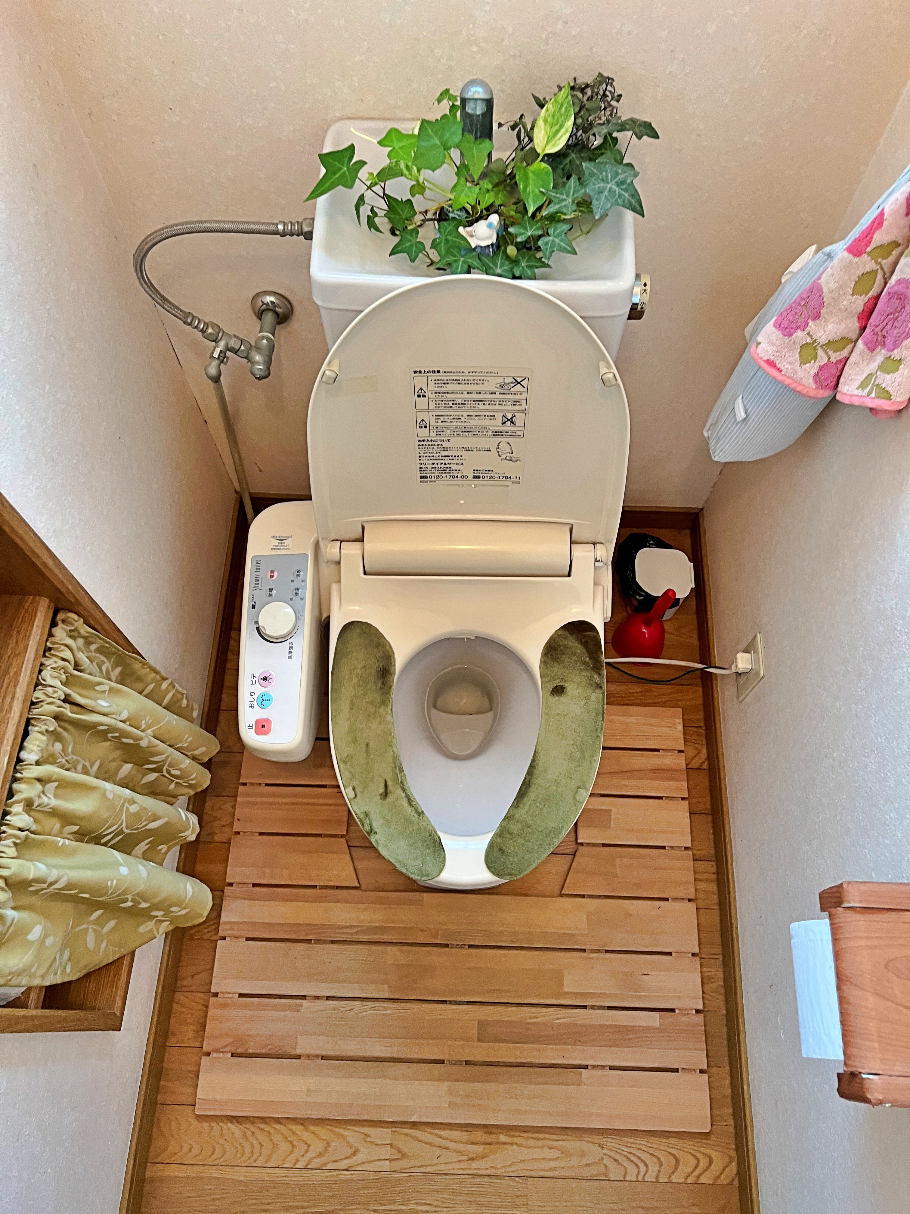 トイレをリフォーム致しました。